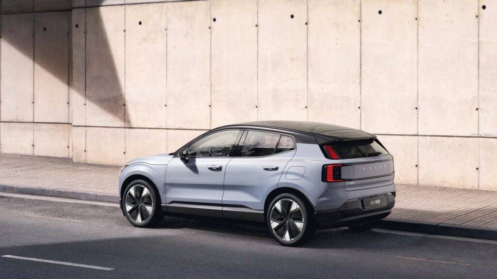Volvo EX30 2025