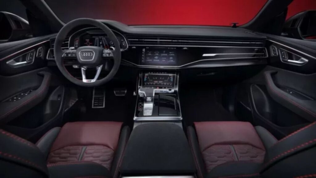 Interna do Audi Q8 2025