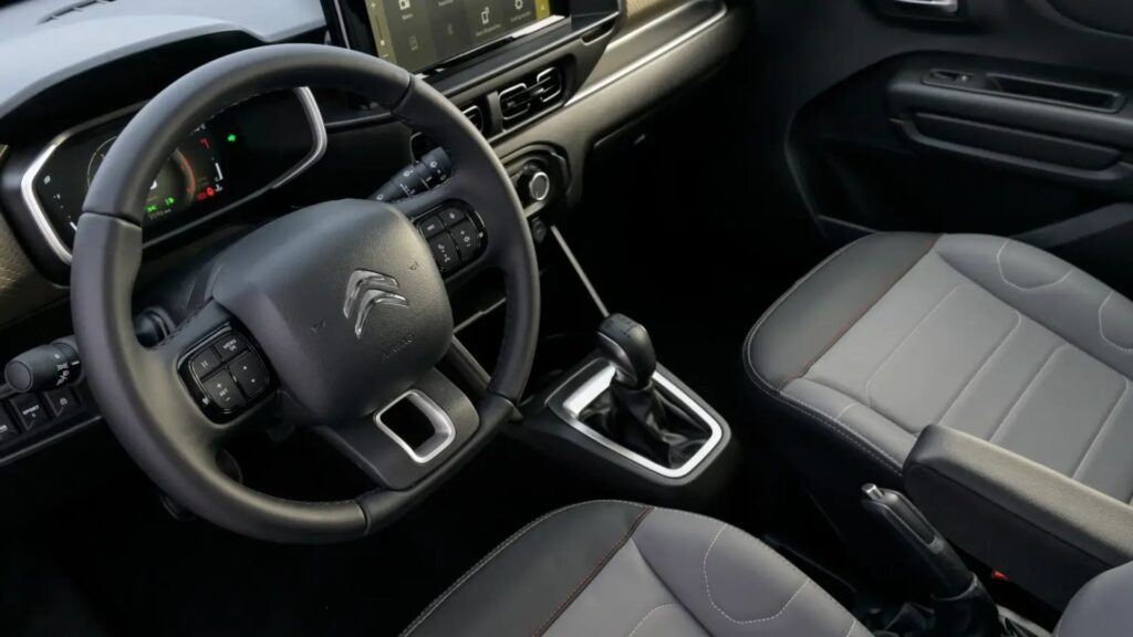 Interna do Citroen Aircross 2025