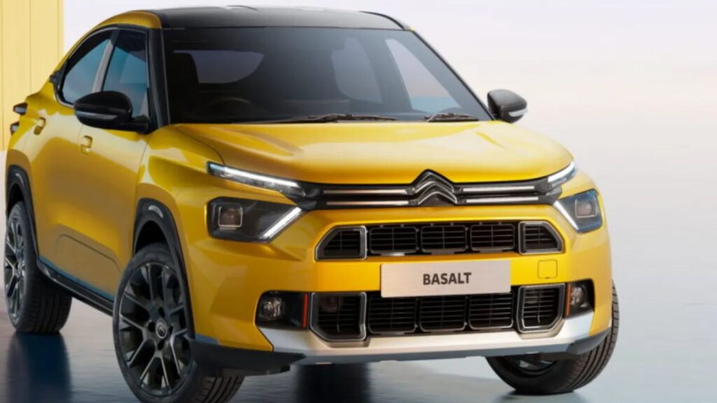Citroën C4 Cactus 2025 amarelo na diagonal