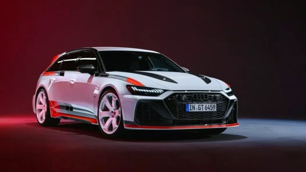 Dianteira do Audi RS6 Avant 2025