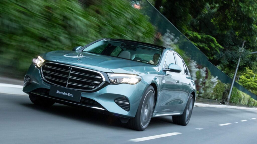 Dianteira do Mercedes-Benz Classe A 2025.