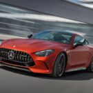 Dianteira do Mercedes-AMG GT 2025.