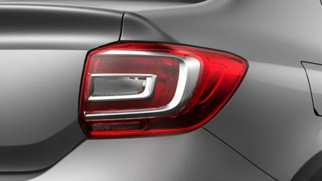 Lanterna traseira do Renault Logan 2025