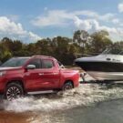 Fiat Titano 2025 puxando barco.