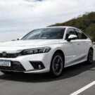 Honda Civic 2025 na estrada
