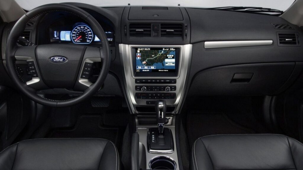 Interna de Ford Fusion Híbrido
