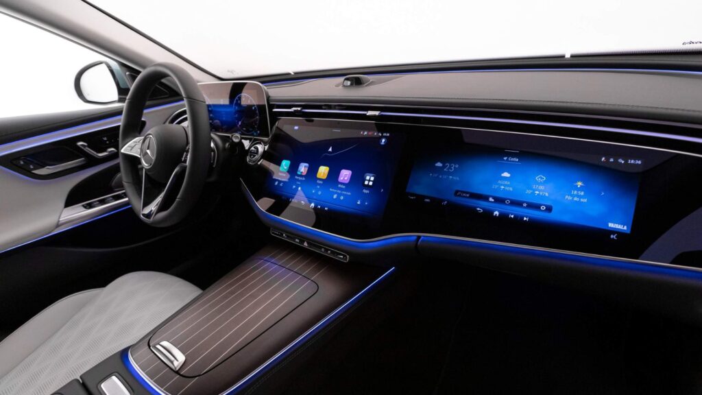Interna do Mercedes-Benz Classe S 2025