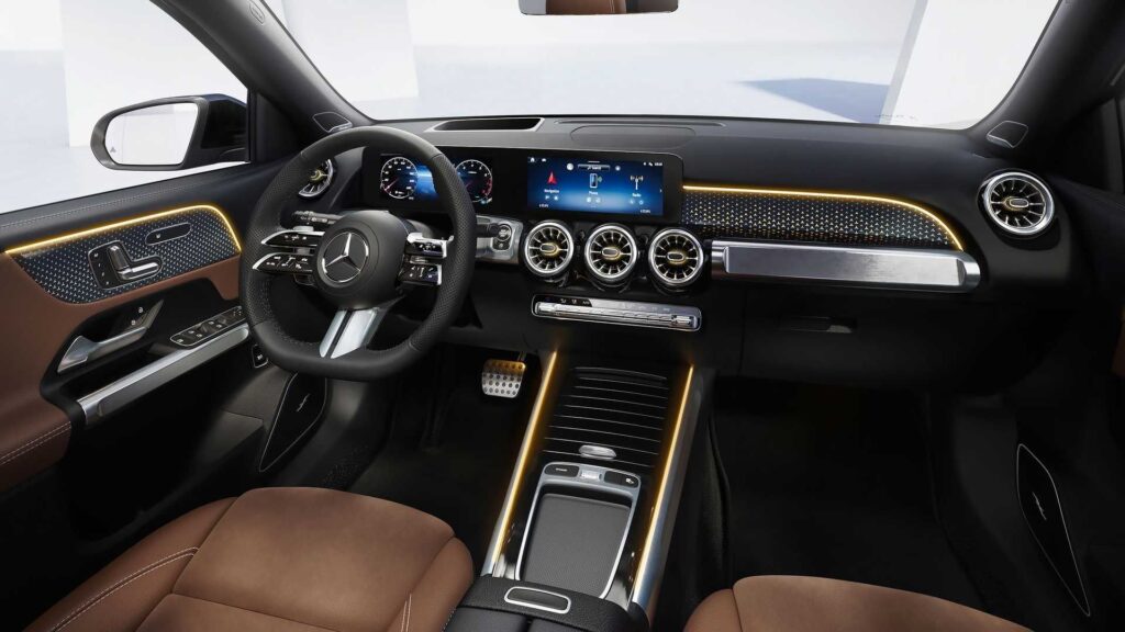 Interna do Mercedes-Benz GLB 2025