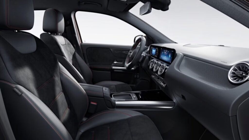 Interna do Mercedes-Benz GLA 2025