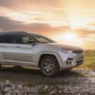 Jeep Commander Outland 1,3T no por do sol