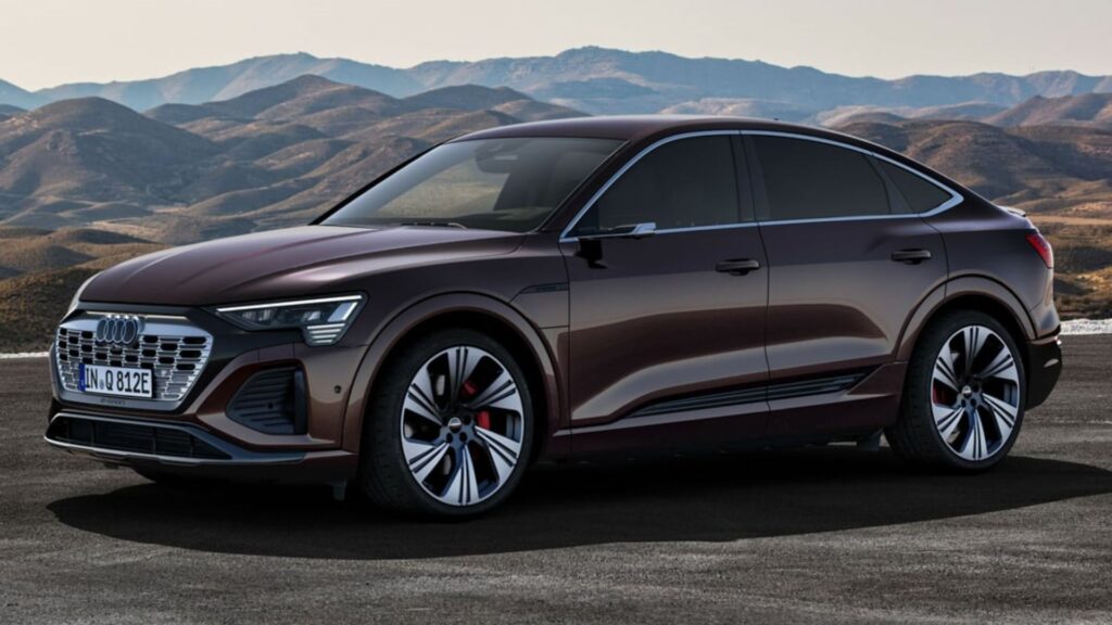 Lateral do Audi Q8 E-tron 2025