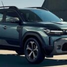 Lateral do Renault Duster 2025