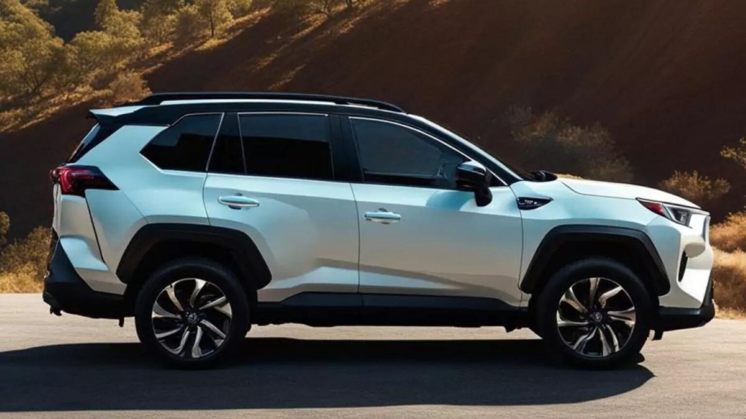 Toyota RAV4 2025: Motor, Consumo e Ficha Técnica!