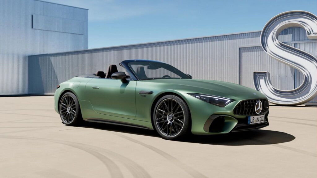 Lateral do Mercedes-AMG SL 2025.