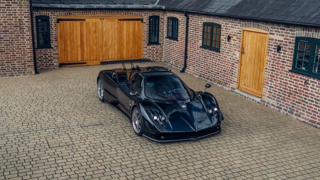 Dianteira do Nero One Off