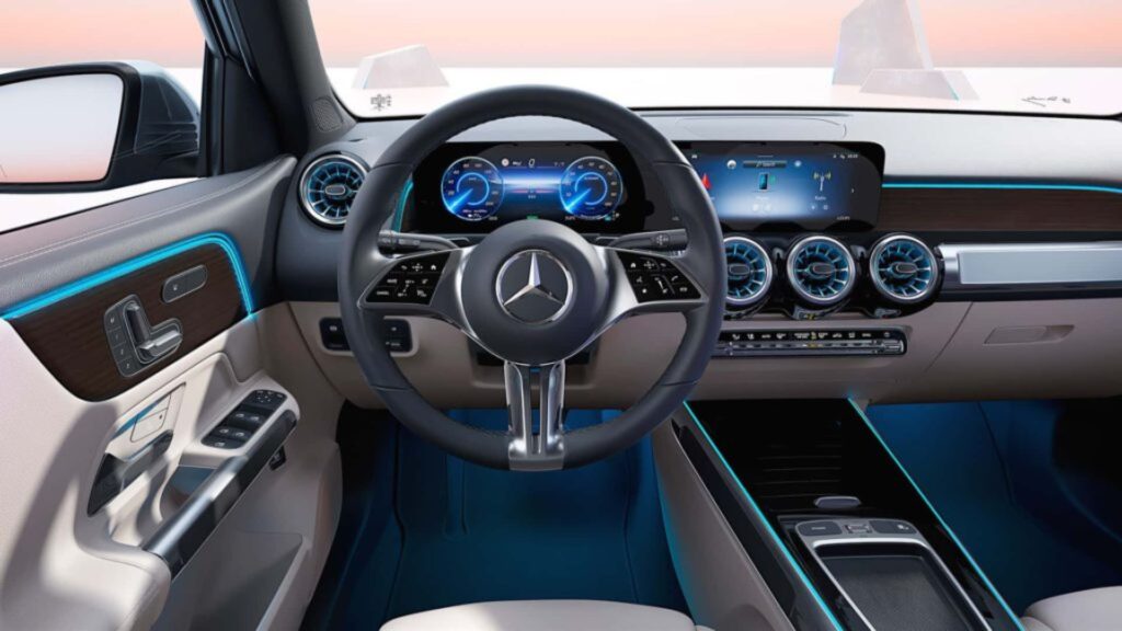 Interna do Mercedes-Benz EQA 2025