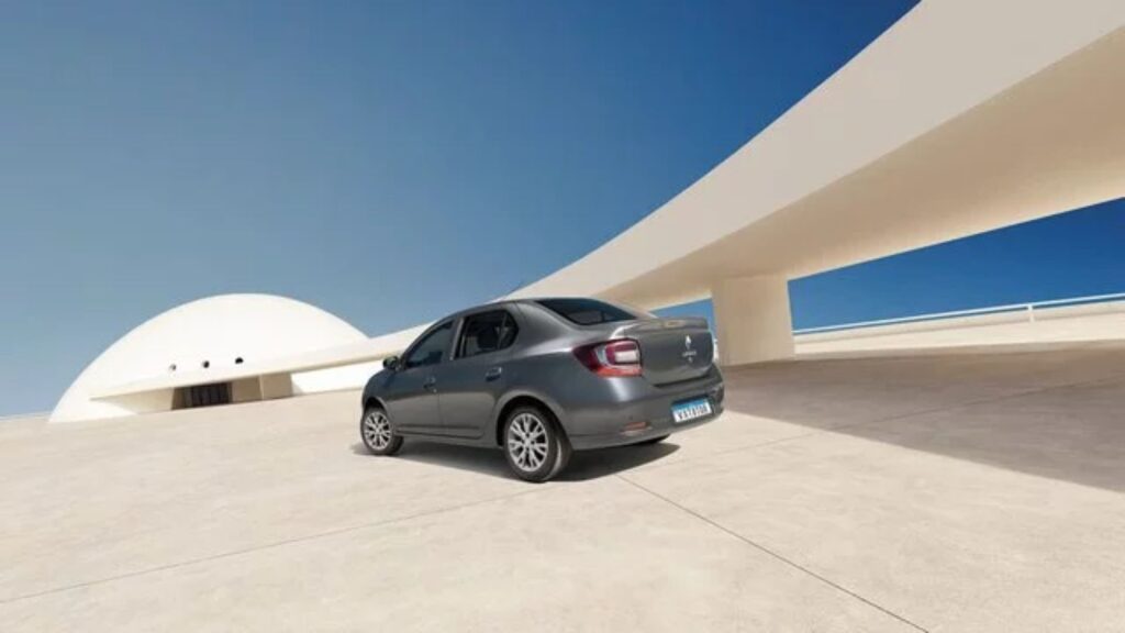 Traseira do Renault Logan 2025