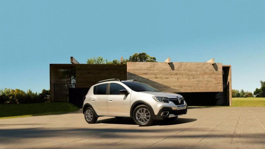 Lateral do Renault Stepway CVT