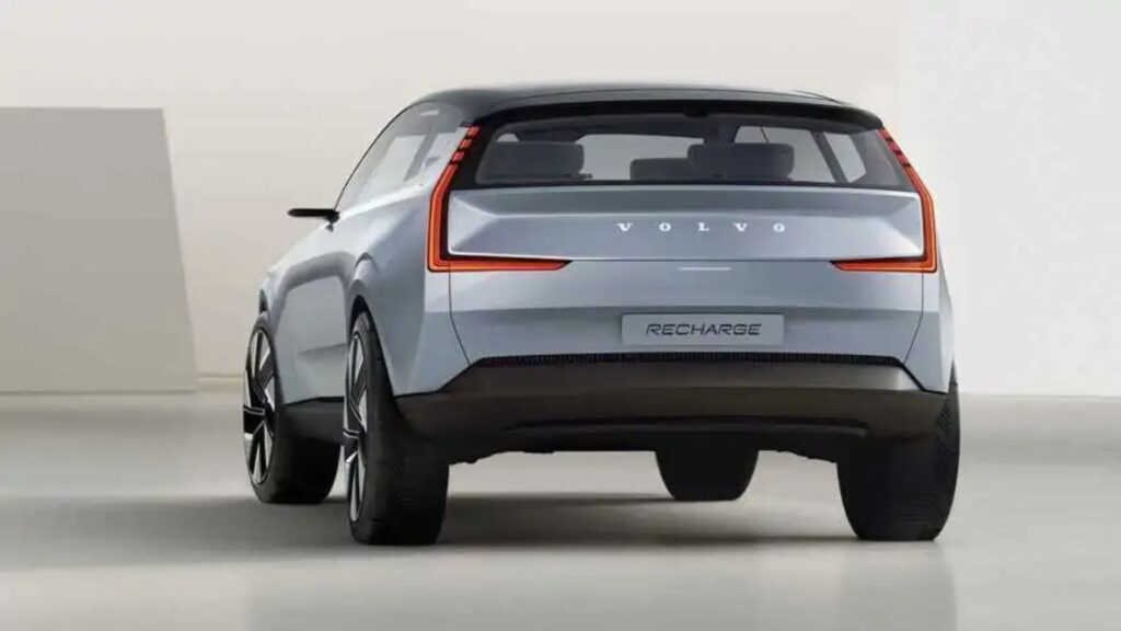 Traseira do Volvo XC60 2025.