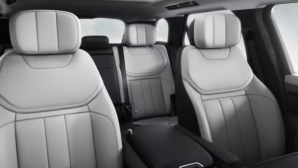 Bancos do Land Rover Range Rover Sport 2025.