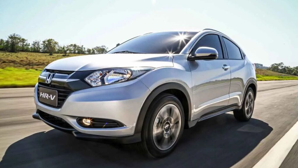 Honda HR-V prata.