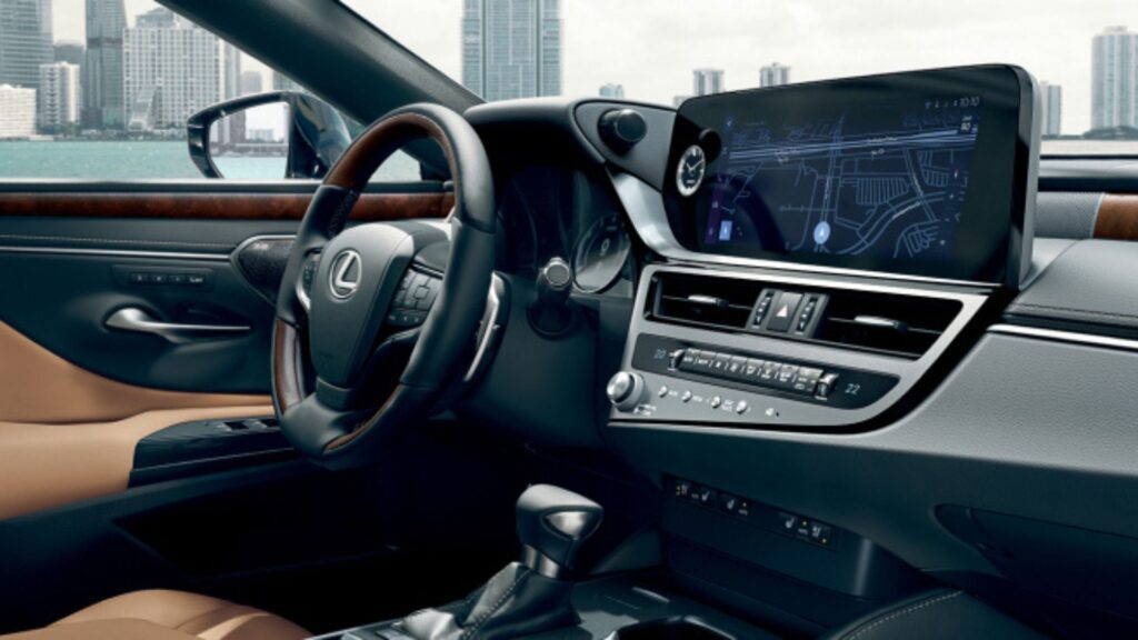 Interna do Lexus ES 2025.