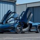 Portas da McLaren Speedtail 2025 abertas.