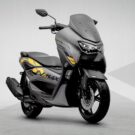 NMAX 160 2025 cinza em fundo cinza.