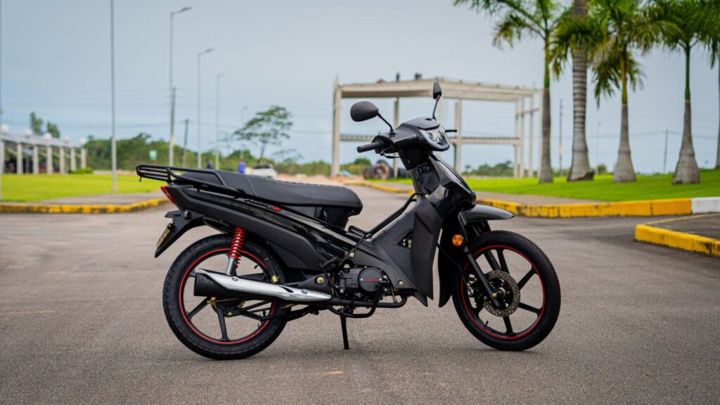 Shineray PHOENIX 50 2025 preta.