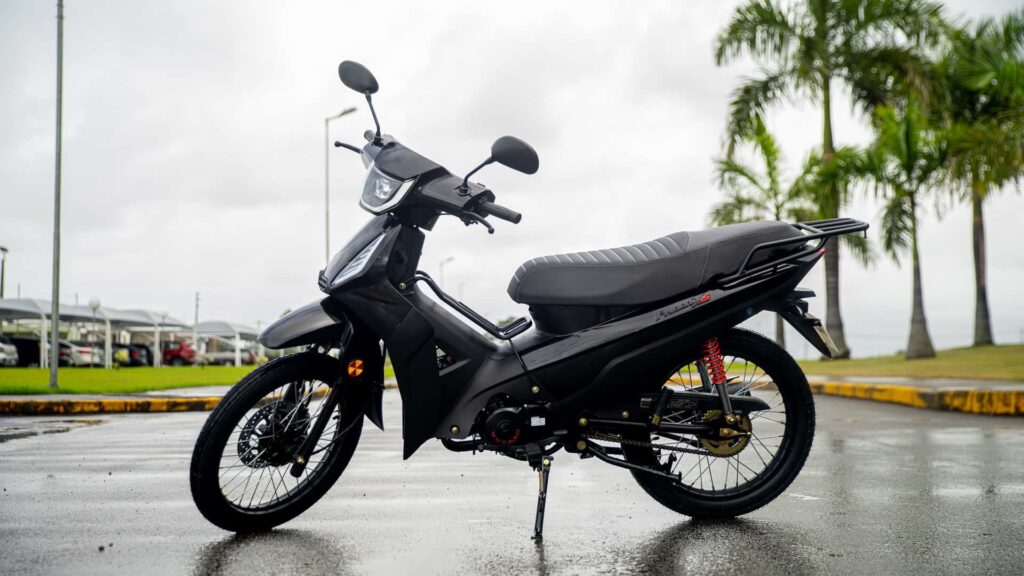 Shineray PHOENIX S EFI 2025 preta.