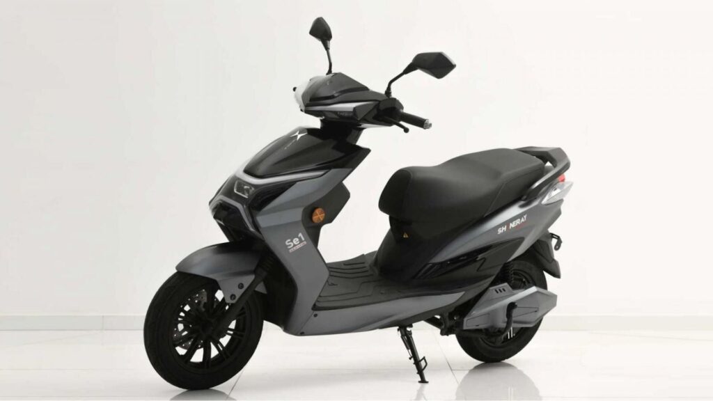 Shineray SE1 2025 branca em fundo branco.