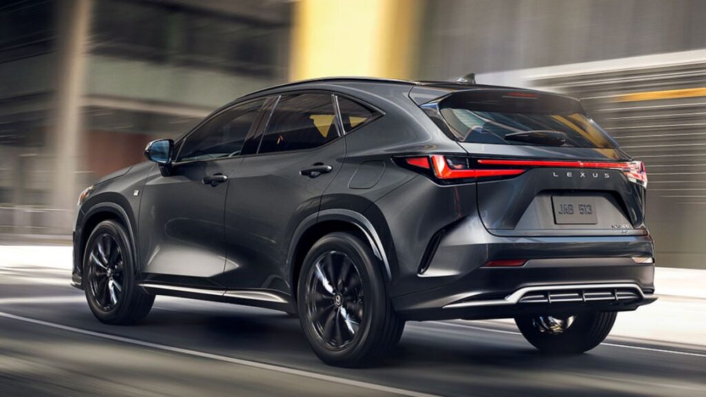 Traseira do Lexus NX 2025.