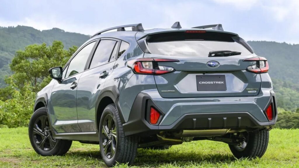 Traseira do Subaru XV S 2025.