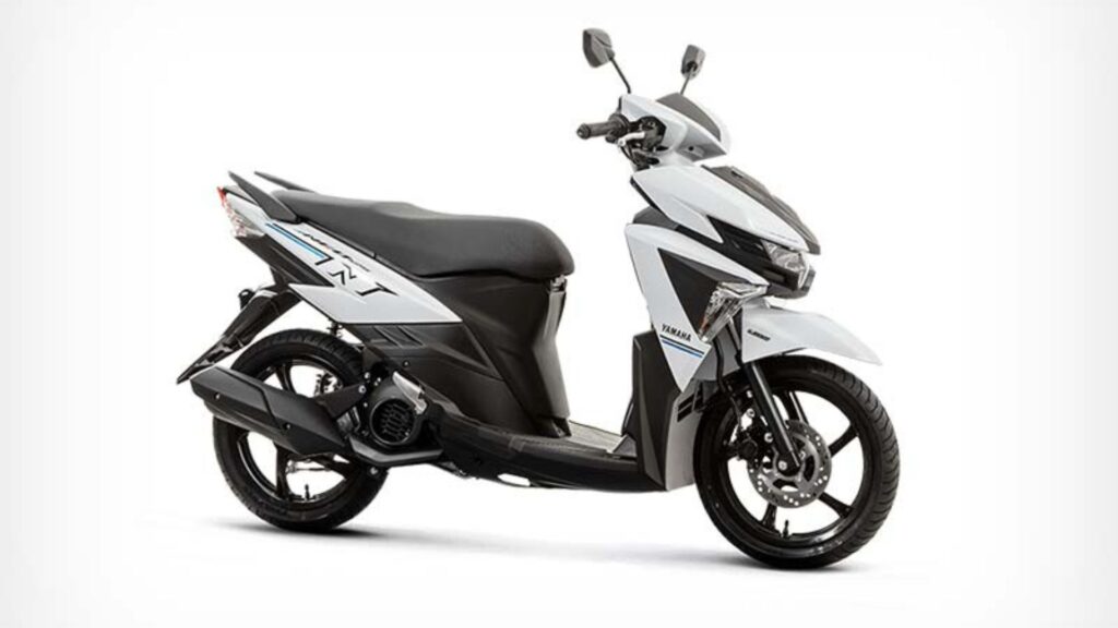 Yamaha Neo 125 UBS 2025 em fundo branco.