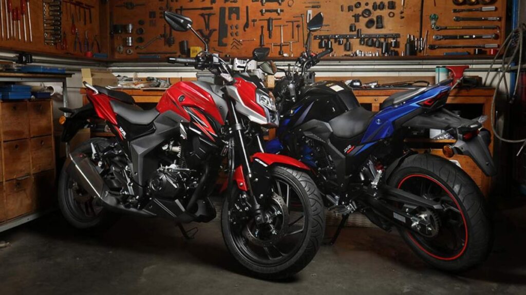 Duas Haojue DR160 2025.