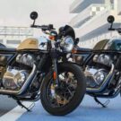 Duas Royal Enfield Continental GT 2025 na rua.