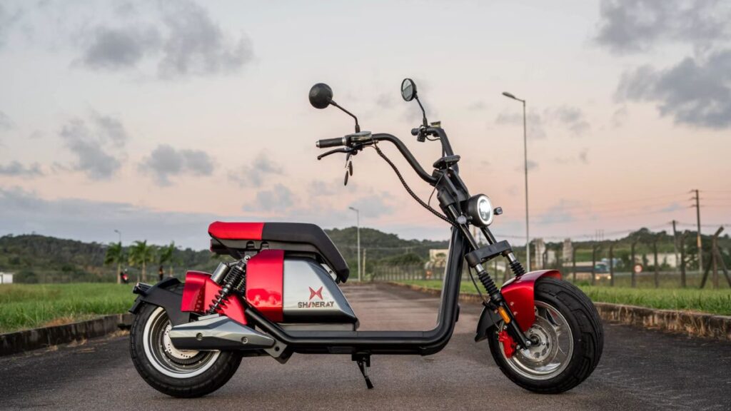 Lateral da Shineray PT4-PRO 2025.
