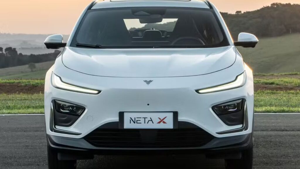 Dianteira do Neta X branca.