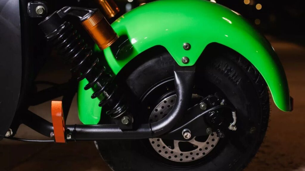 Roda traseira da Shineray PT3 2025.