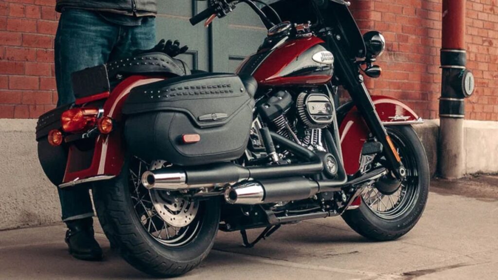 Traseira da Harley-Davidson Heritage Classic 2025.