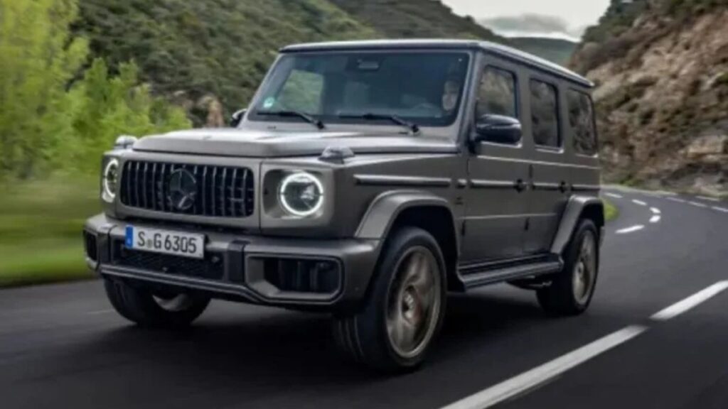 Mercedes-Benz Classe G 2025 em movimento.