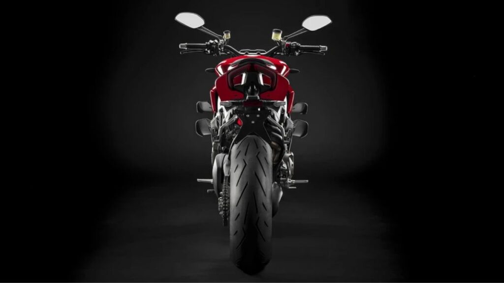 Traseira da Ducati Streetfighter V4 S 2025.
