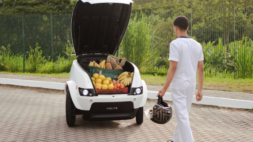 Voltz Miles 2025 cheia de frutas.