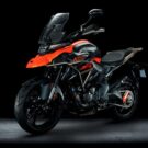 Zontes T350 2025 na diagonal.