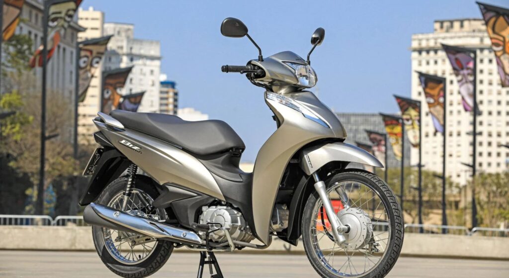 Honda Biz 125.