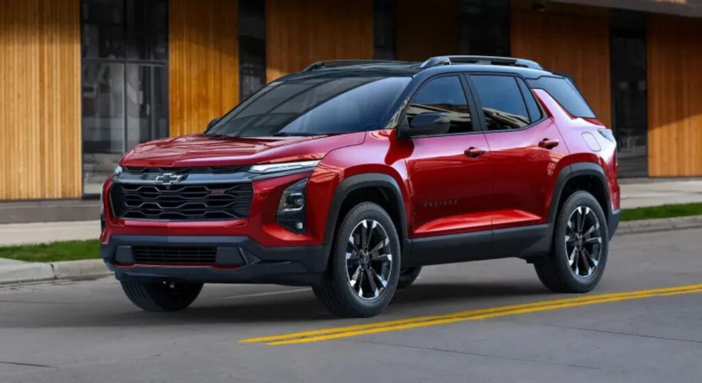 Chevrolet Equinox vermelho em velocidade.
