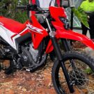 Honda Tornado vermelho