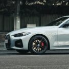 Carro Estacionado na rua.