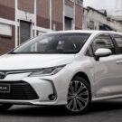 Corolla hibrido mais barato.